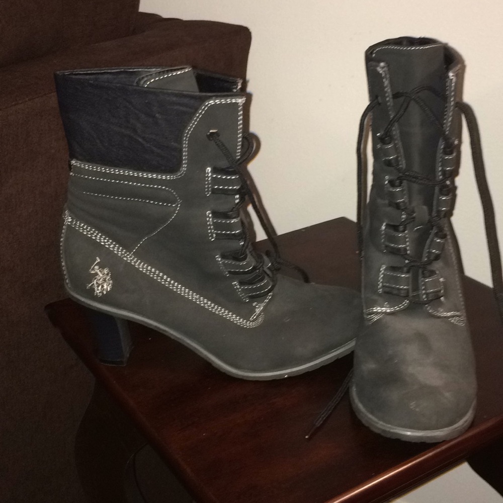 POLO HEELS